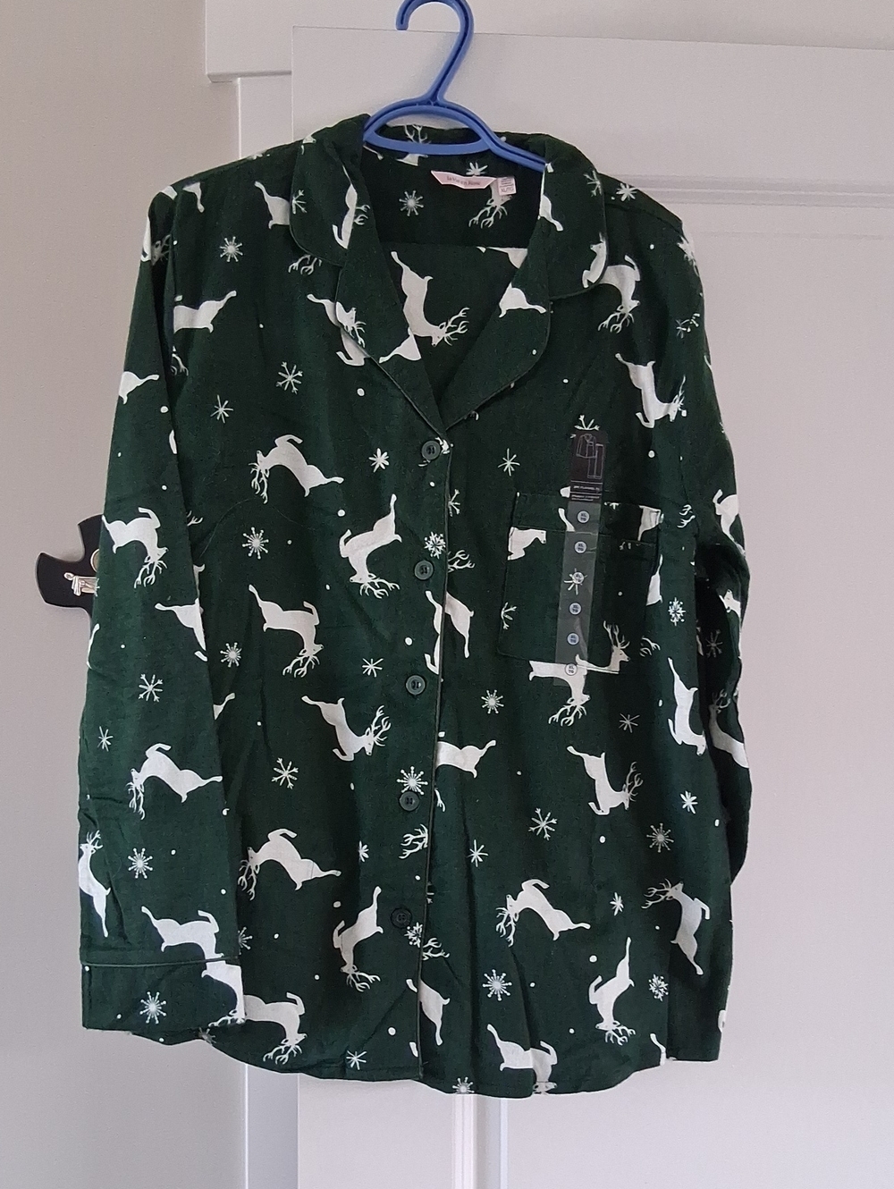 Ladies Dark Green Reindeer Print Pajama Top & Bottom
